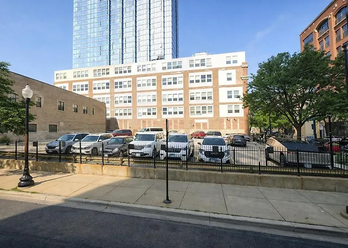 Apartamento Spacious 2br South Loop With Skyline View, Optional Parking And Gym Access Close To Mccormick Place, Grant Park, Museum Campus & Cta Lines *